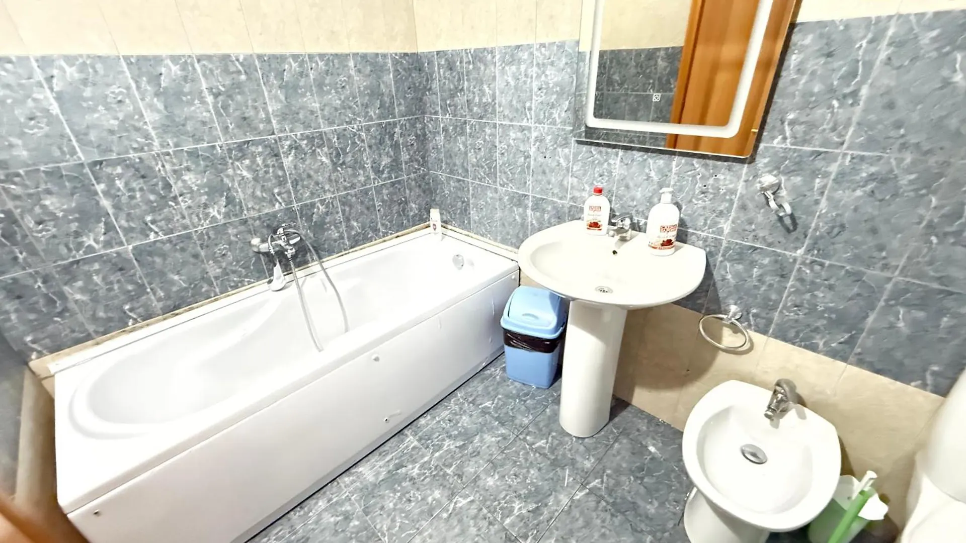 Dioras Apartment. Tirana Albánie