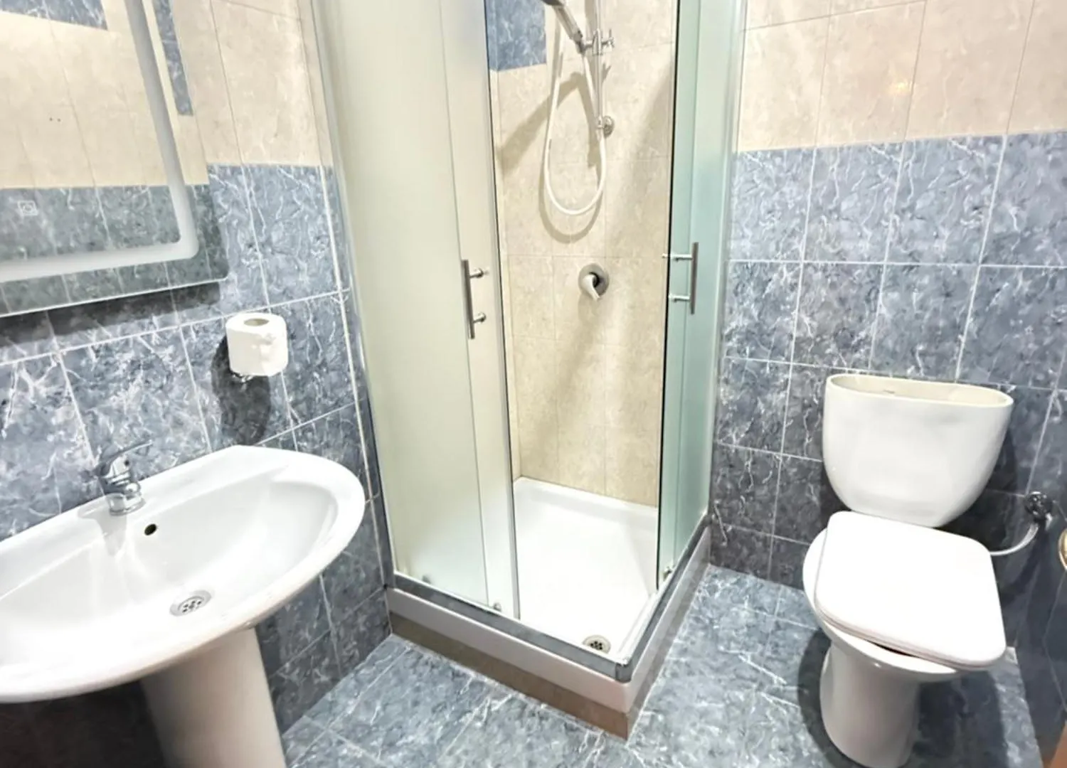Dioras Apartment. Tirana Apartmán